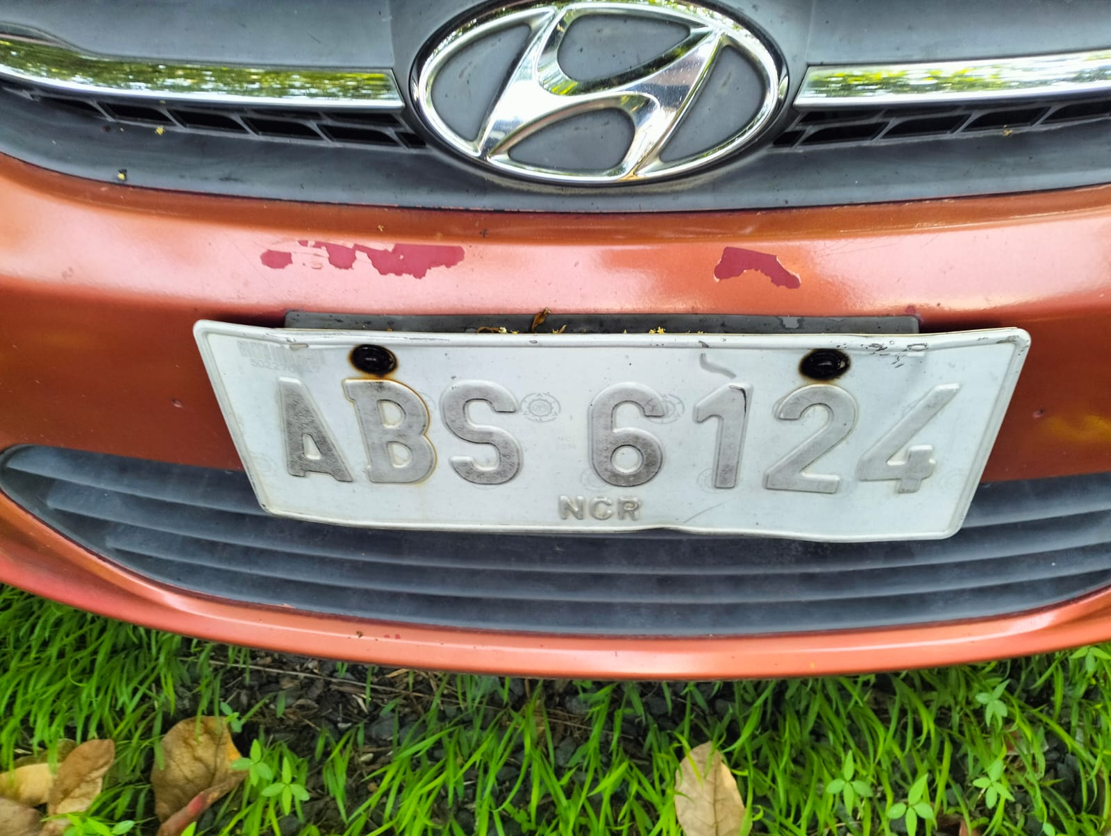 2015 Hyundai Accent photo 2