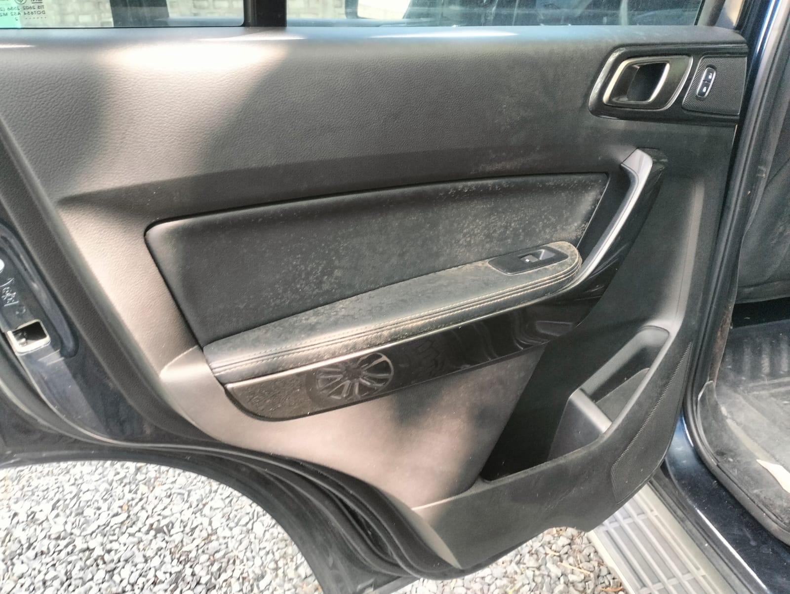 2022 Ford Everest photo 22