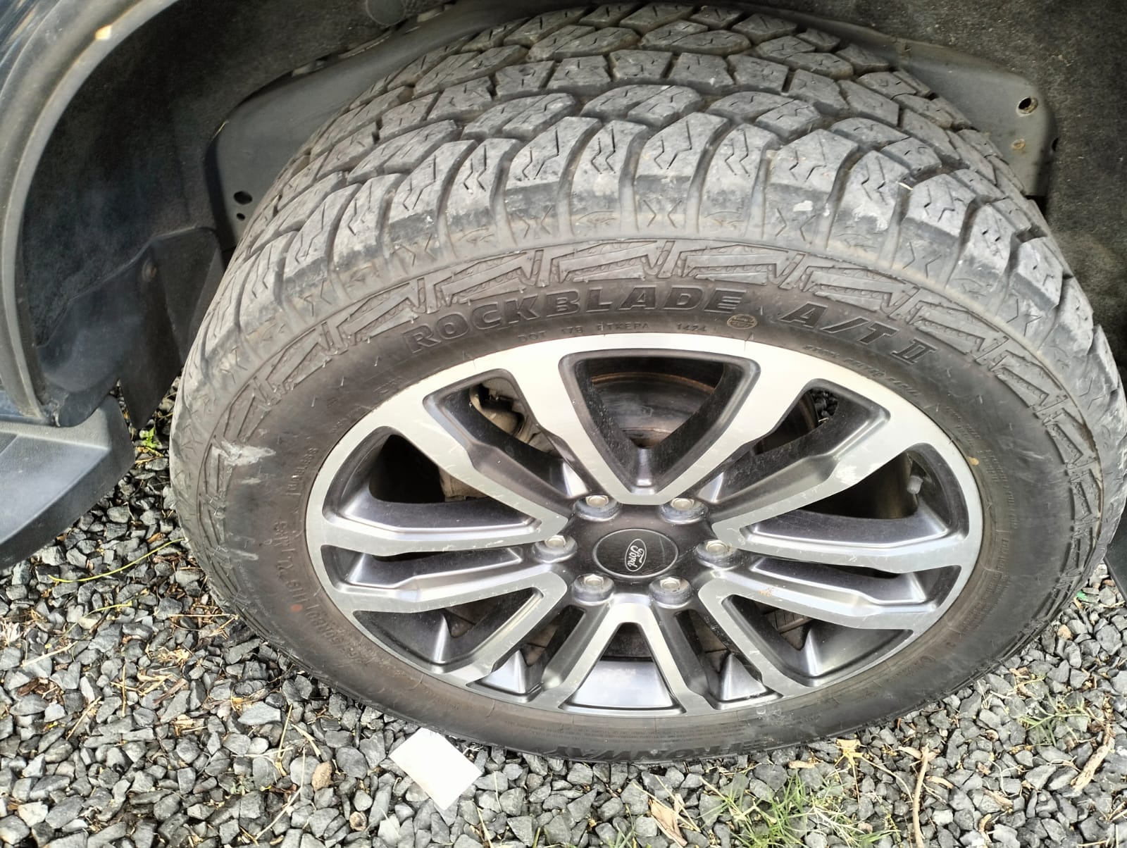 2022 Ford Everest photo 29