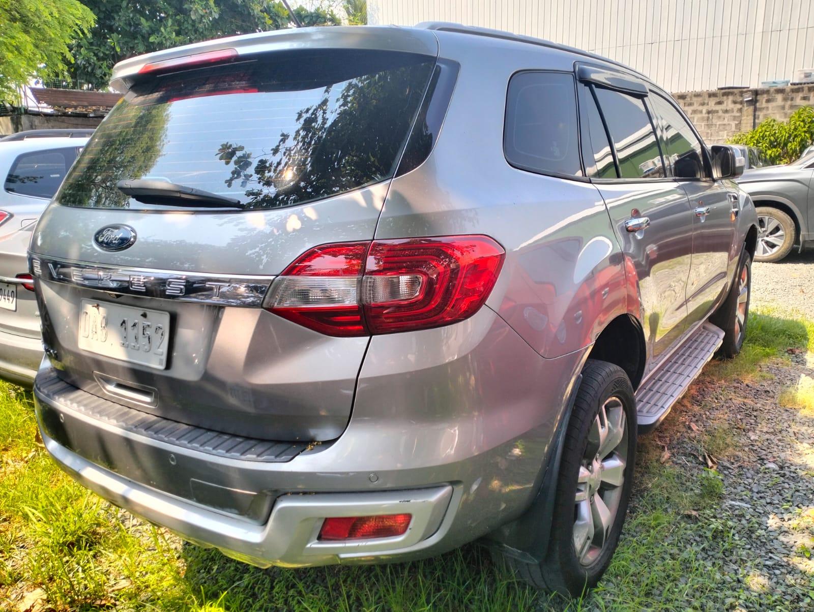 2017 Ford Everest photo 5