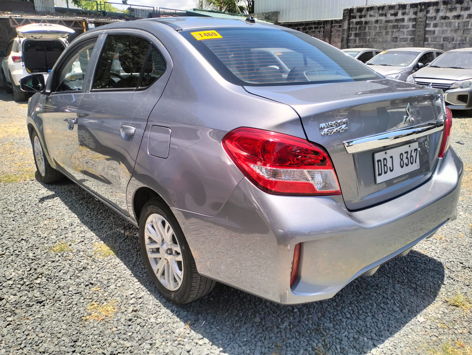 2024 Mitsubishi Mirage photo 2