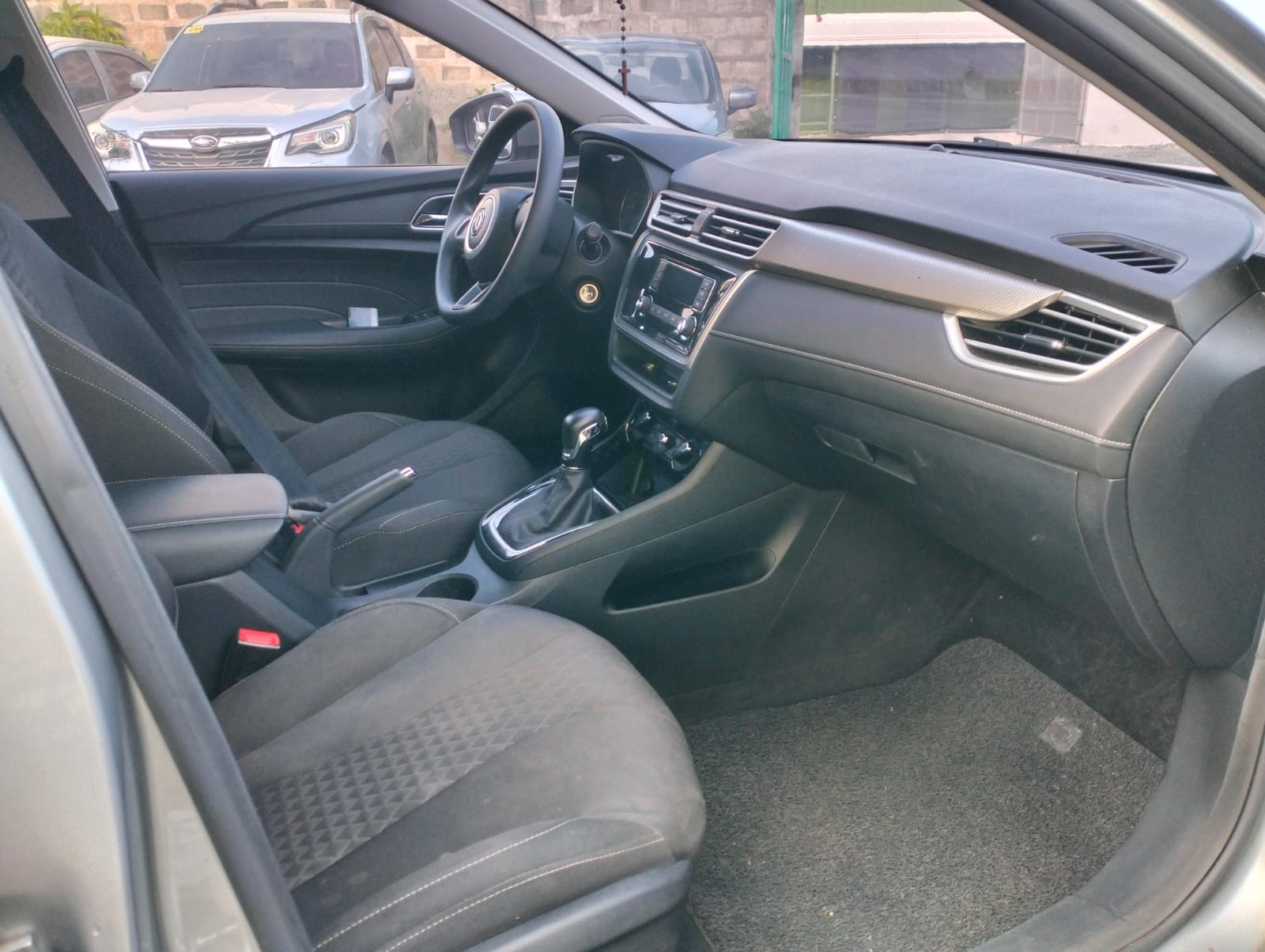 2025 MG MG5 photo 11