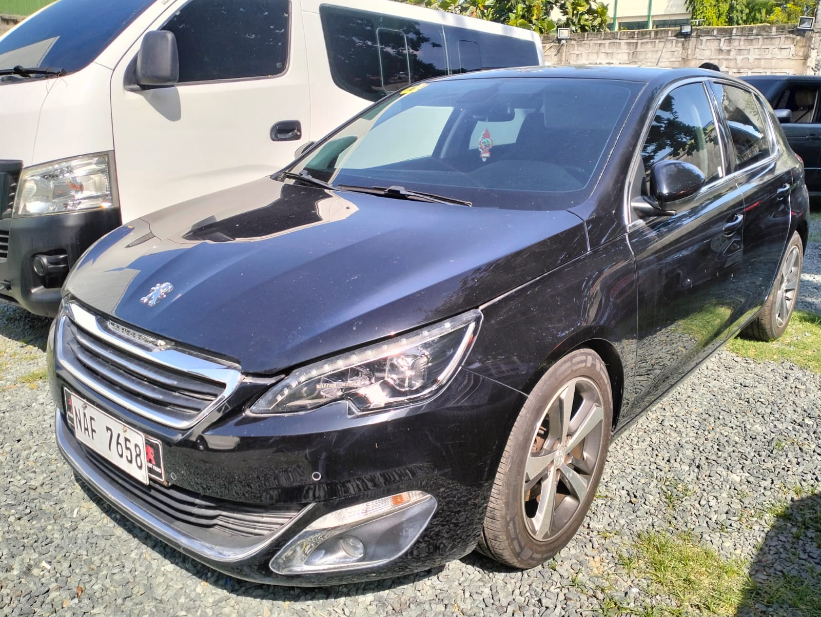 2016 Peugeot 308 photo 4
