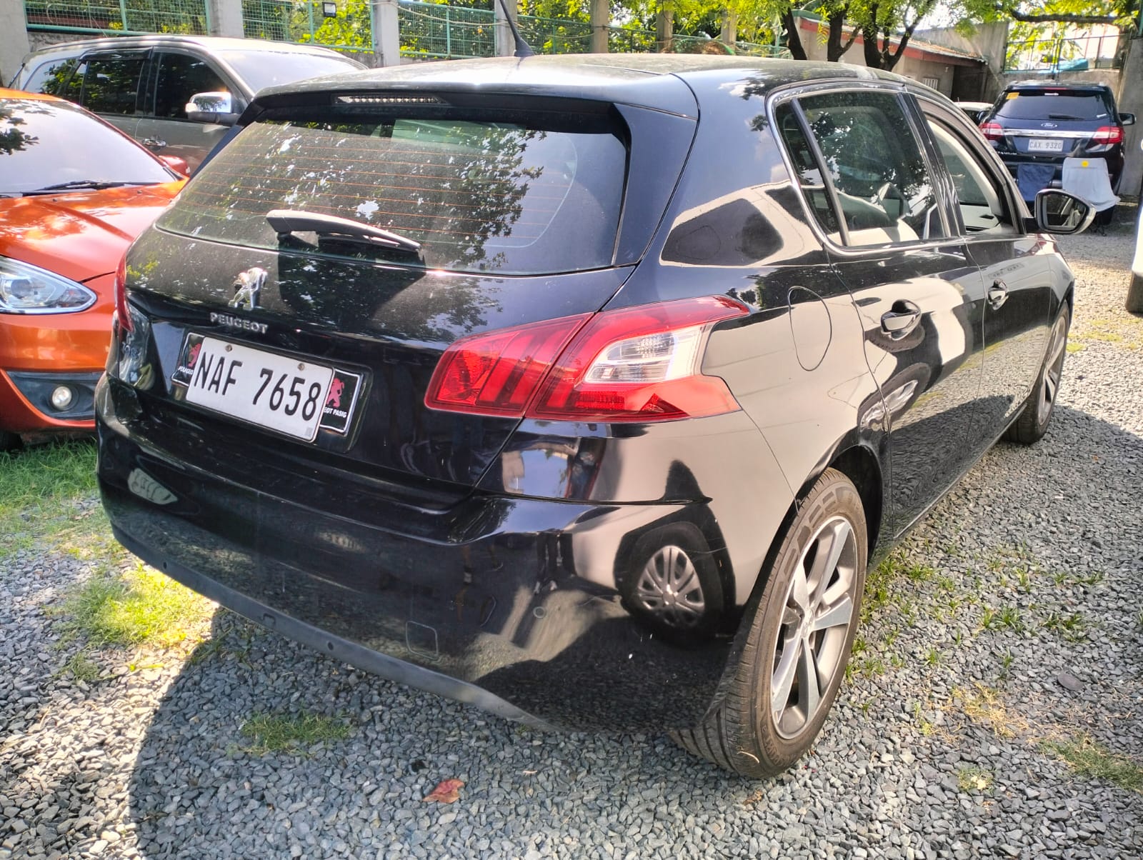 2016 Peugeot 308 photo 6