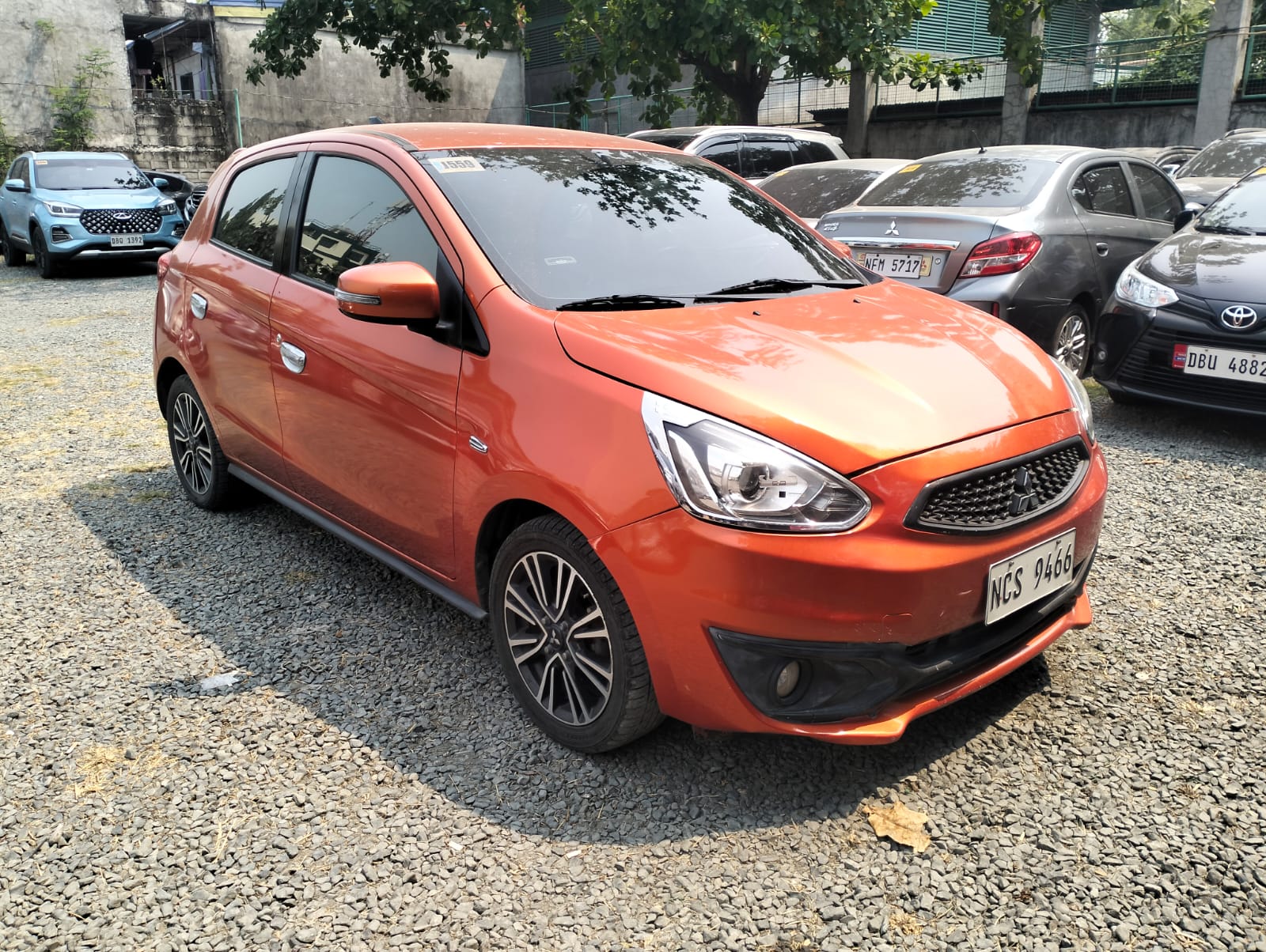 2017 Mitsubishi Mirage photo 3