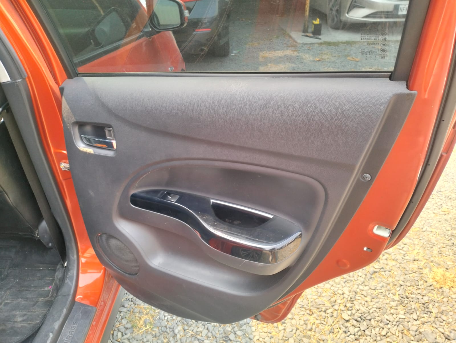2017 Mitsubishi Mirage photo 7