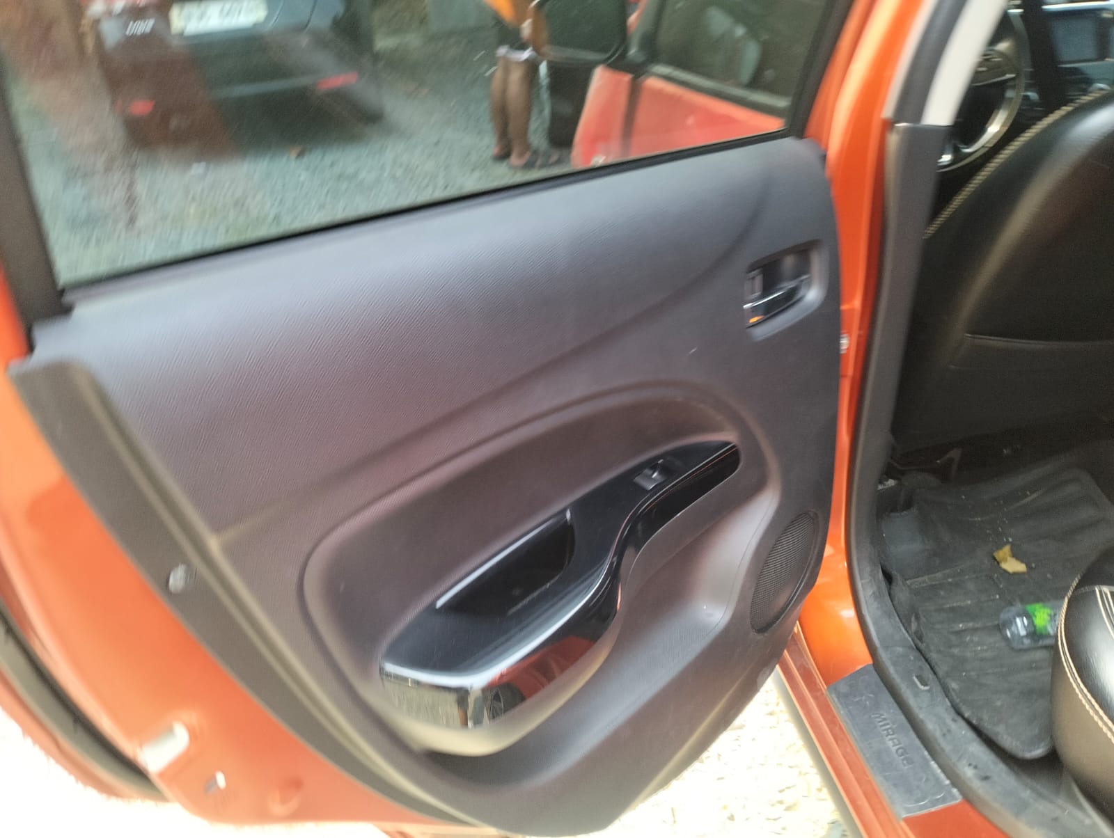 2017 Mitsubishi Mirage photo 15