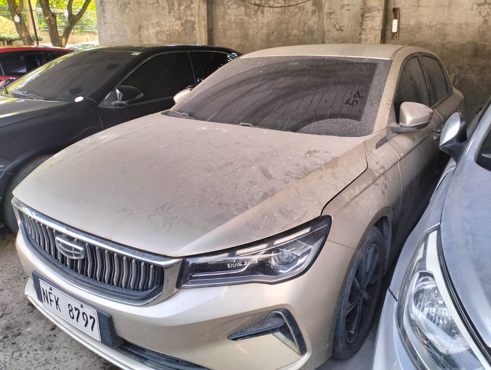2021 Geely Emgrand photo 3