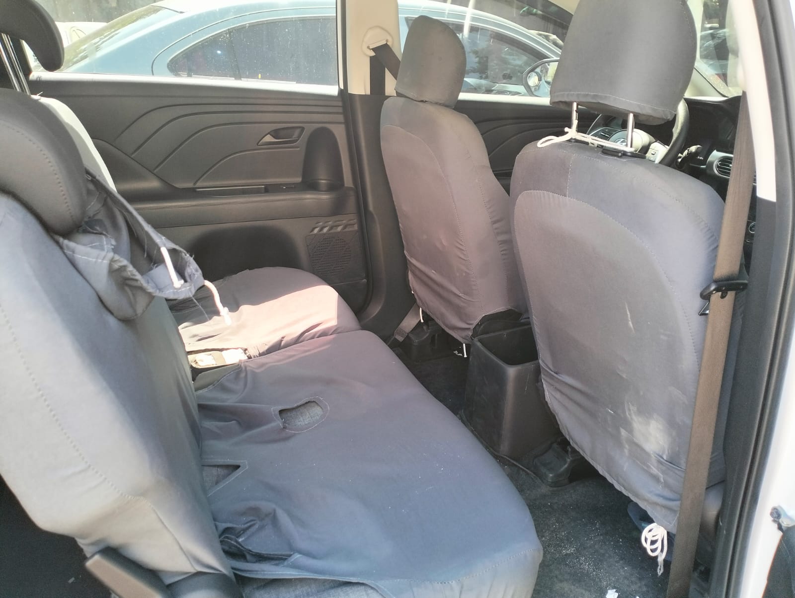 2024 Hyundai Stargazer photo 12
