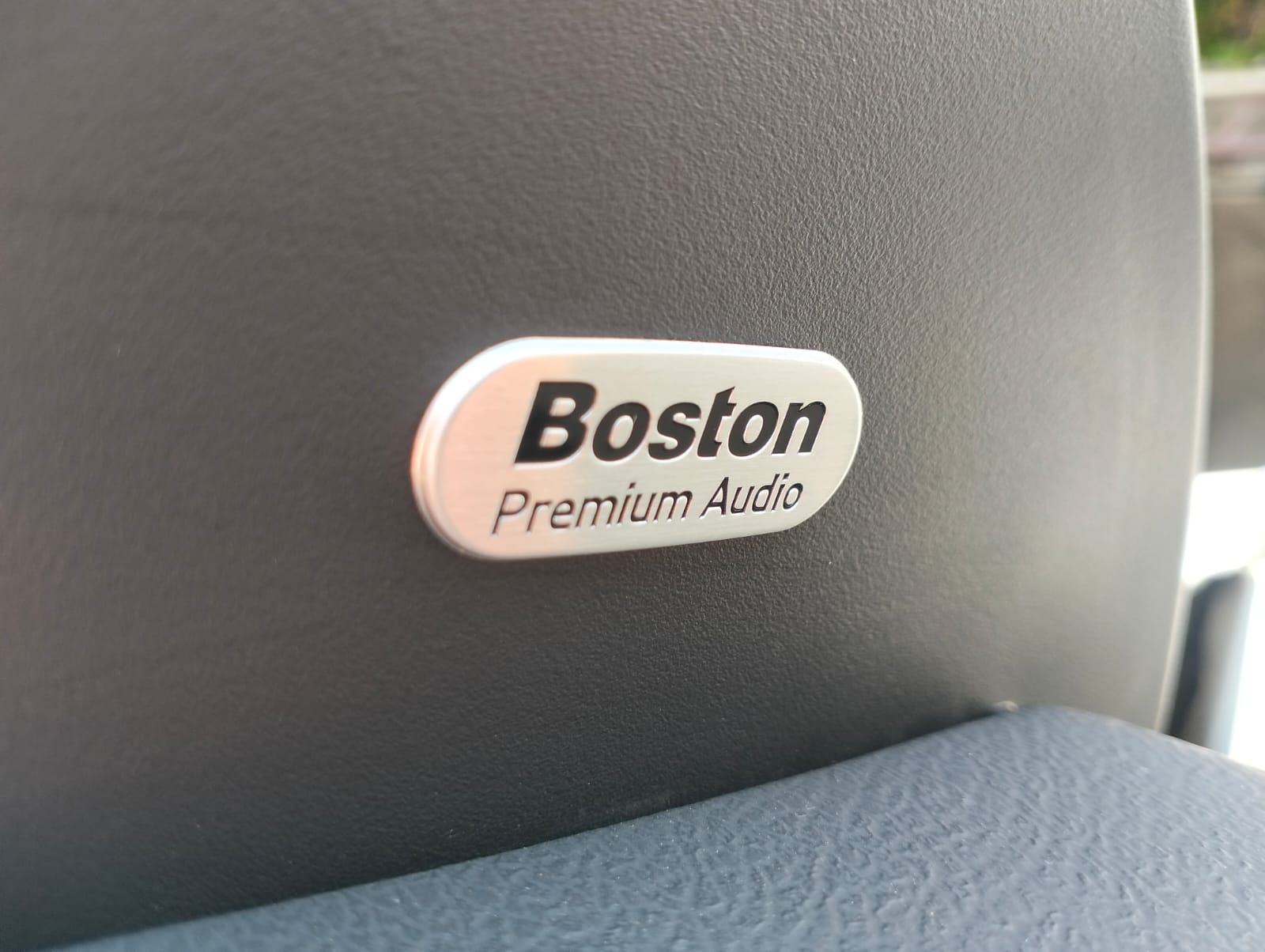 2008 Chrysler 300C photo 26